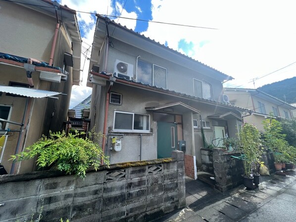山田住宅の物件外観写真